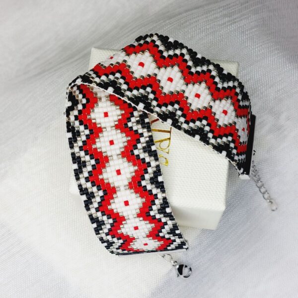Bracelet Miyuki Rouge - Nde' Pi Dieh – Image 5